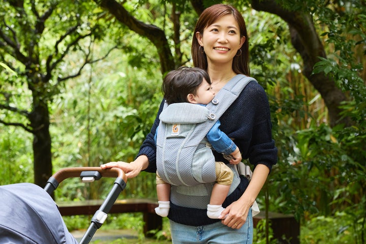 本当に役立つ子育て用品を厳選!エルゴベビーの抱っこひもとヌークの 本当に役立つ子育て用品を厳選!エルゴベビーの抱っこひもとヌークの