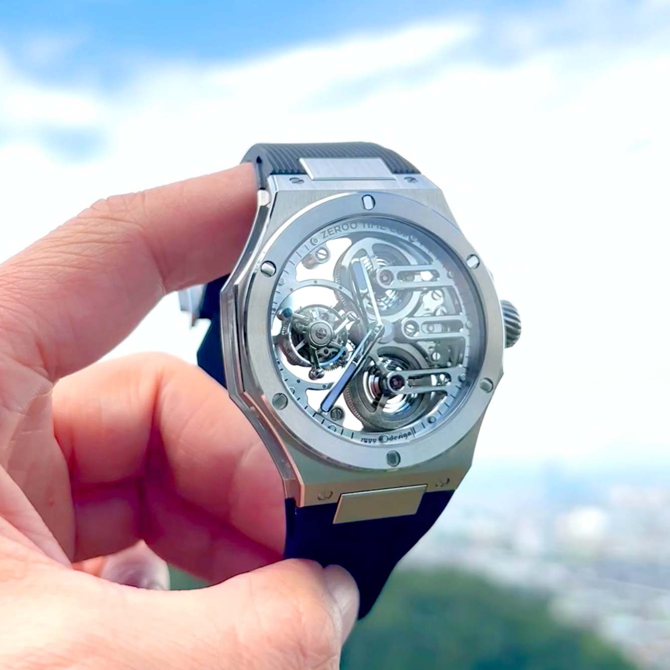 ZEROOから新作トゥールビヨンが登場 【オクタゴナル・ケースのT8