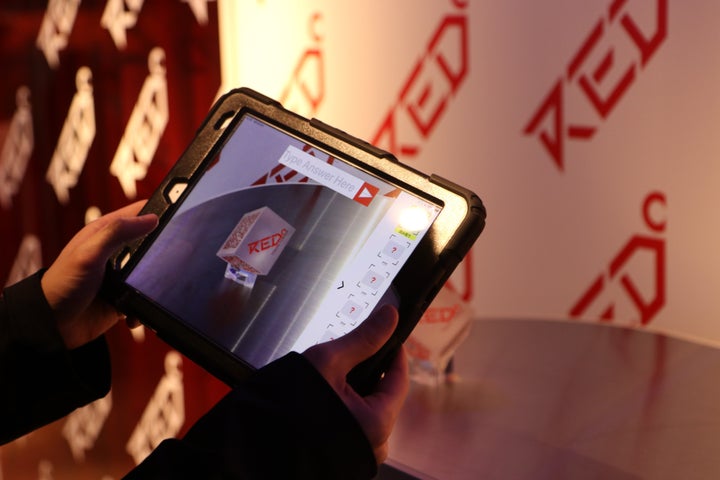 RED° TOKYO TOWERで体験型謎解きイベント「AGAINST」開催!AIとの共存を描く未来へ挑戦 RED° TOKYO TOWERで体験型謎解きイベント「AGAINST」開催!AIとの共存を描く未来へ挑戦