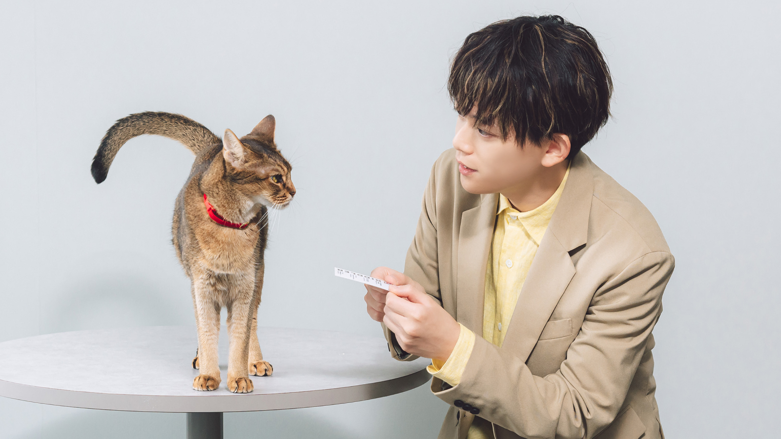 松丸さんの方からブリ丸CCOに歩み寄りご挨拶、最初は見極めの視線CCO