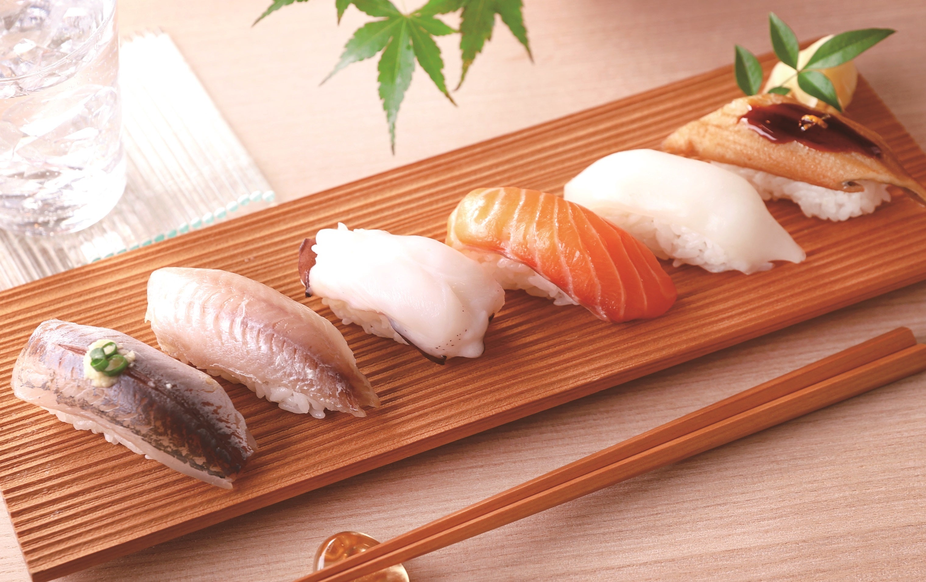 ＜旬のネタ6貫盛り＞