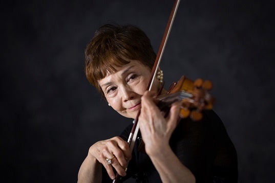 ソリスト　久保陽子（ヴァイオリン）