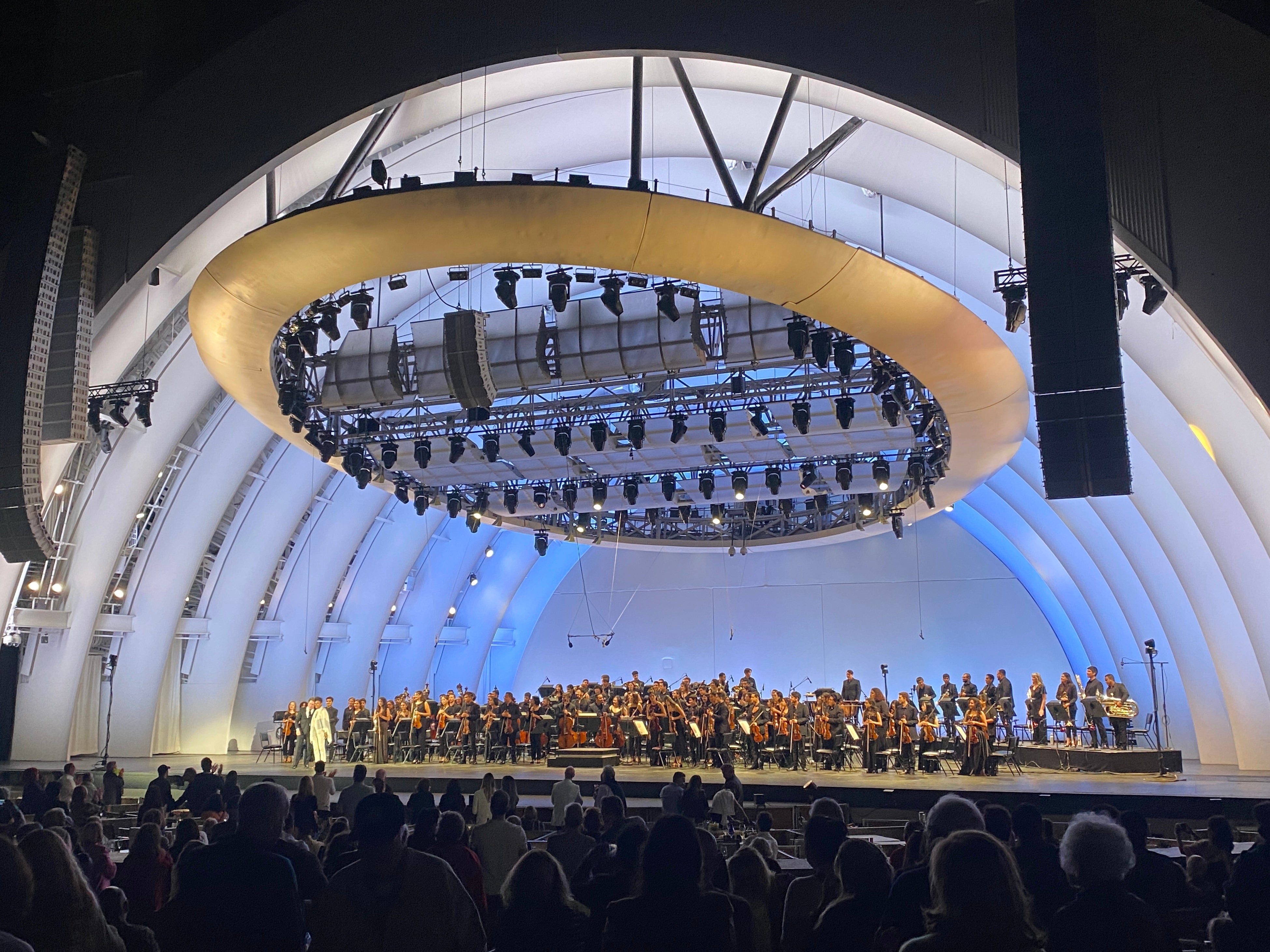 エンクエントロス・ハリウッドボウル公演©FESJ2022