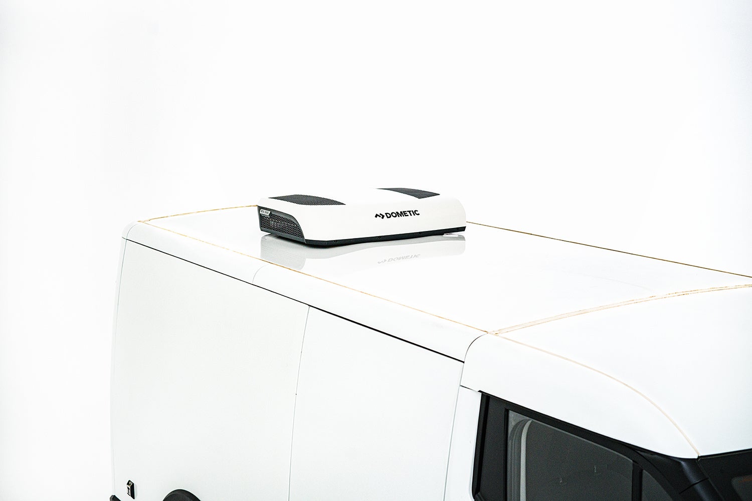 ルーフエアコン