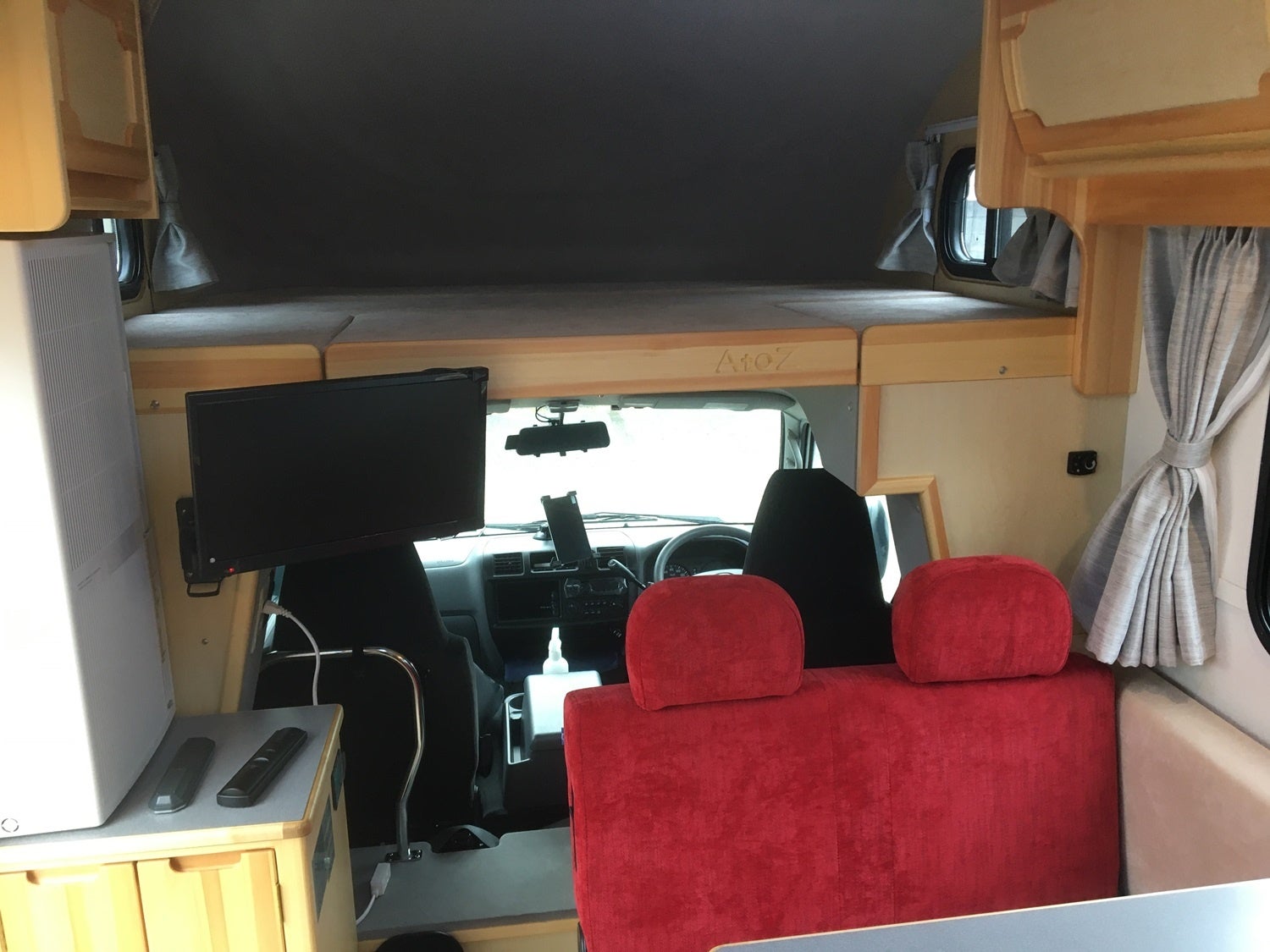 アミティリア２段ベッド ４WD スタッドレスタイヤ 新車