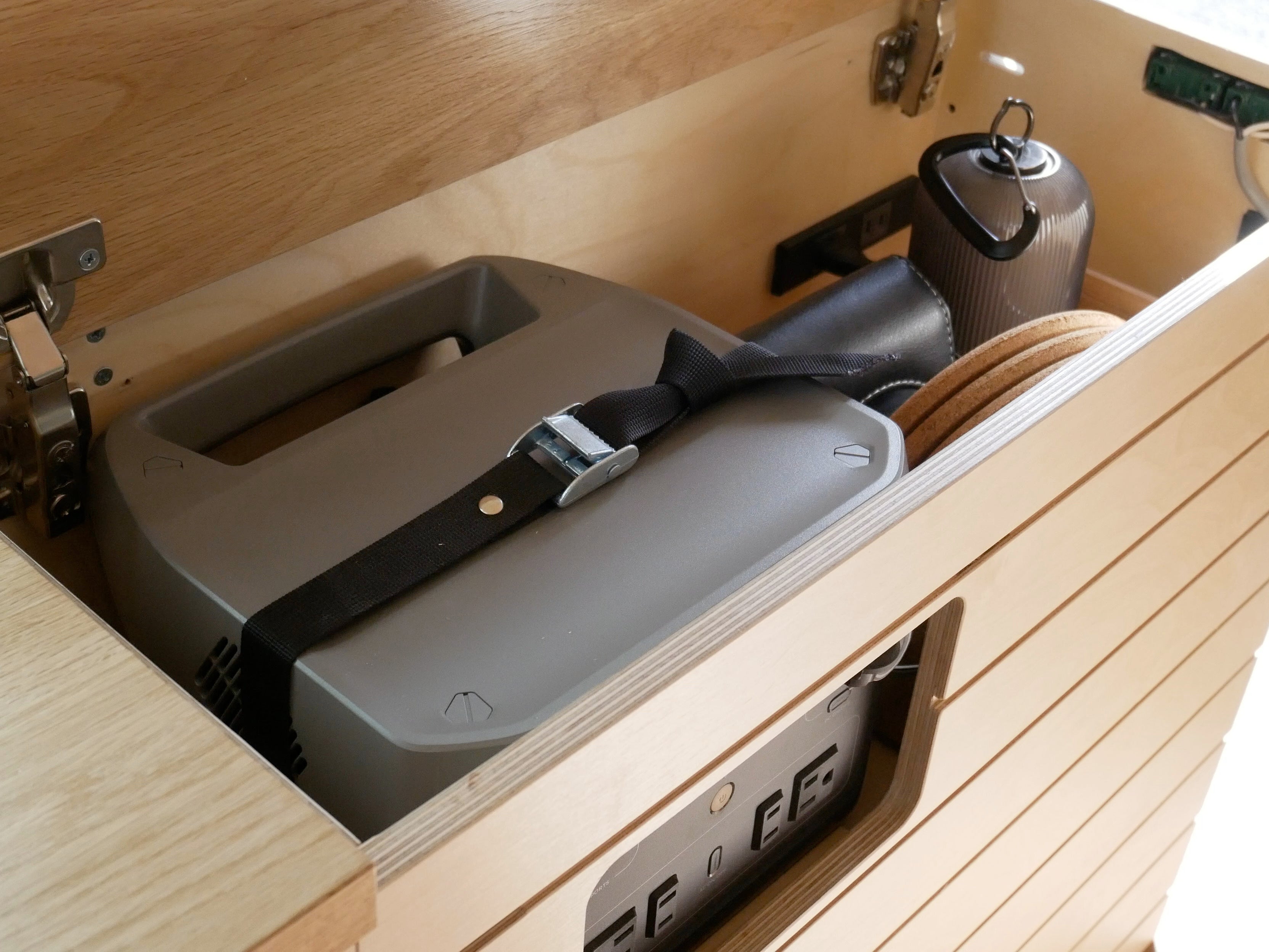 キャビネット 収納 参考イメージ