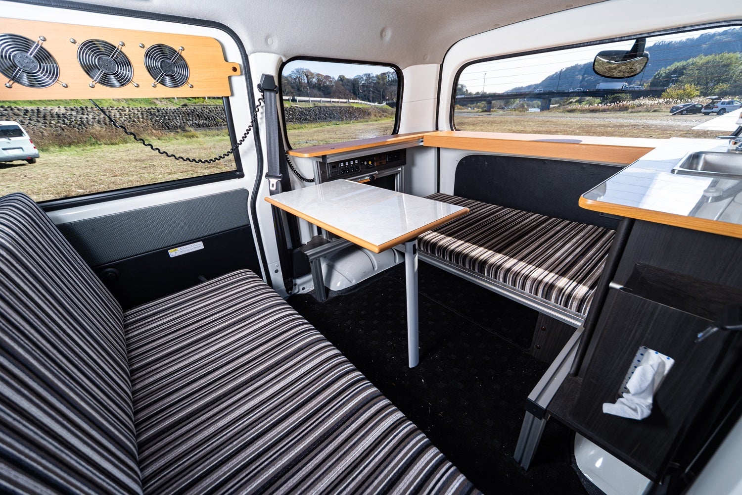 Carstay登録のペット同乗可能なトヨタ「アルトピアーノ」の内装