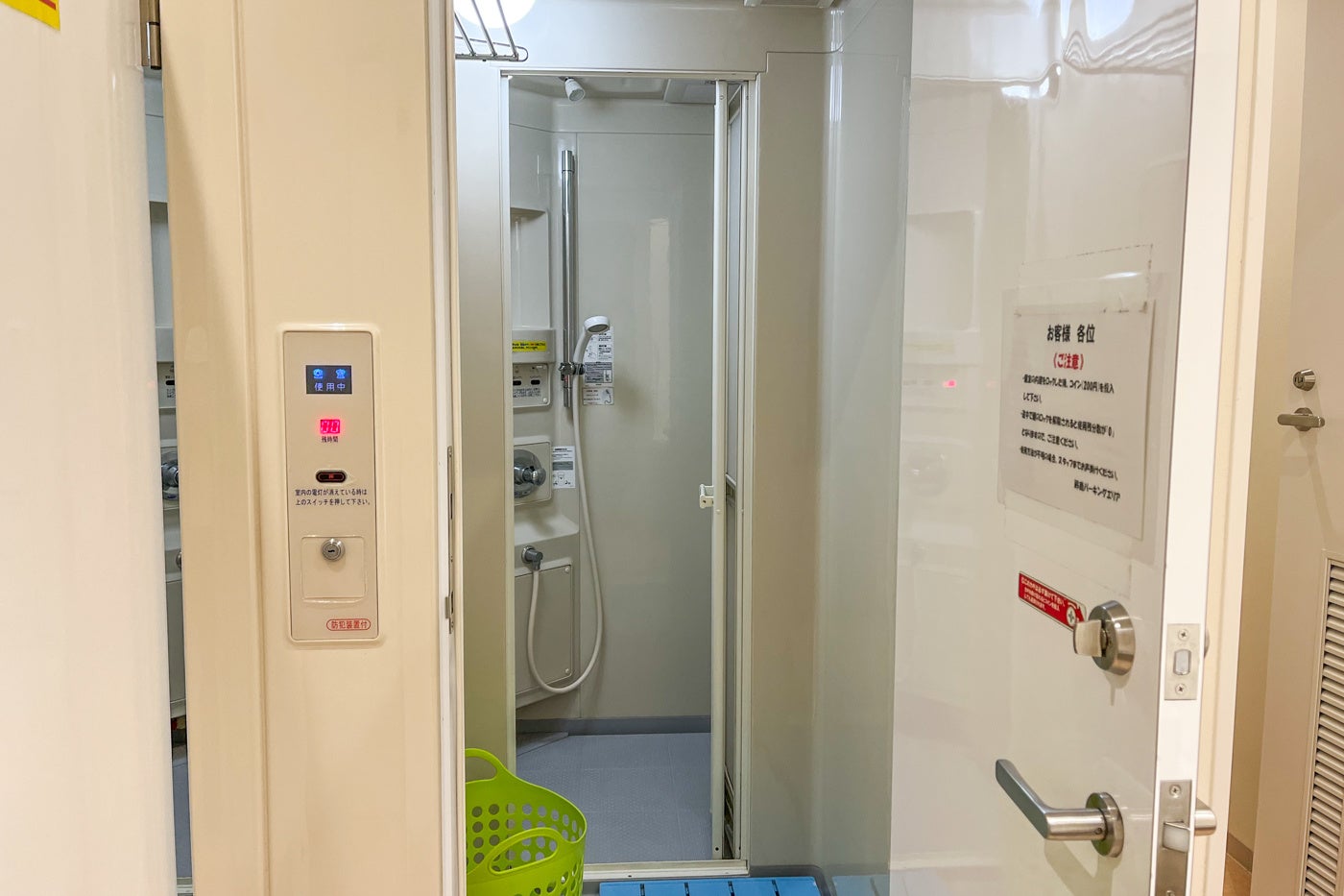 24時間利用可能なコインシャワー