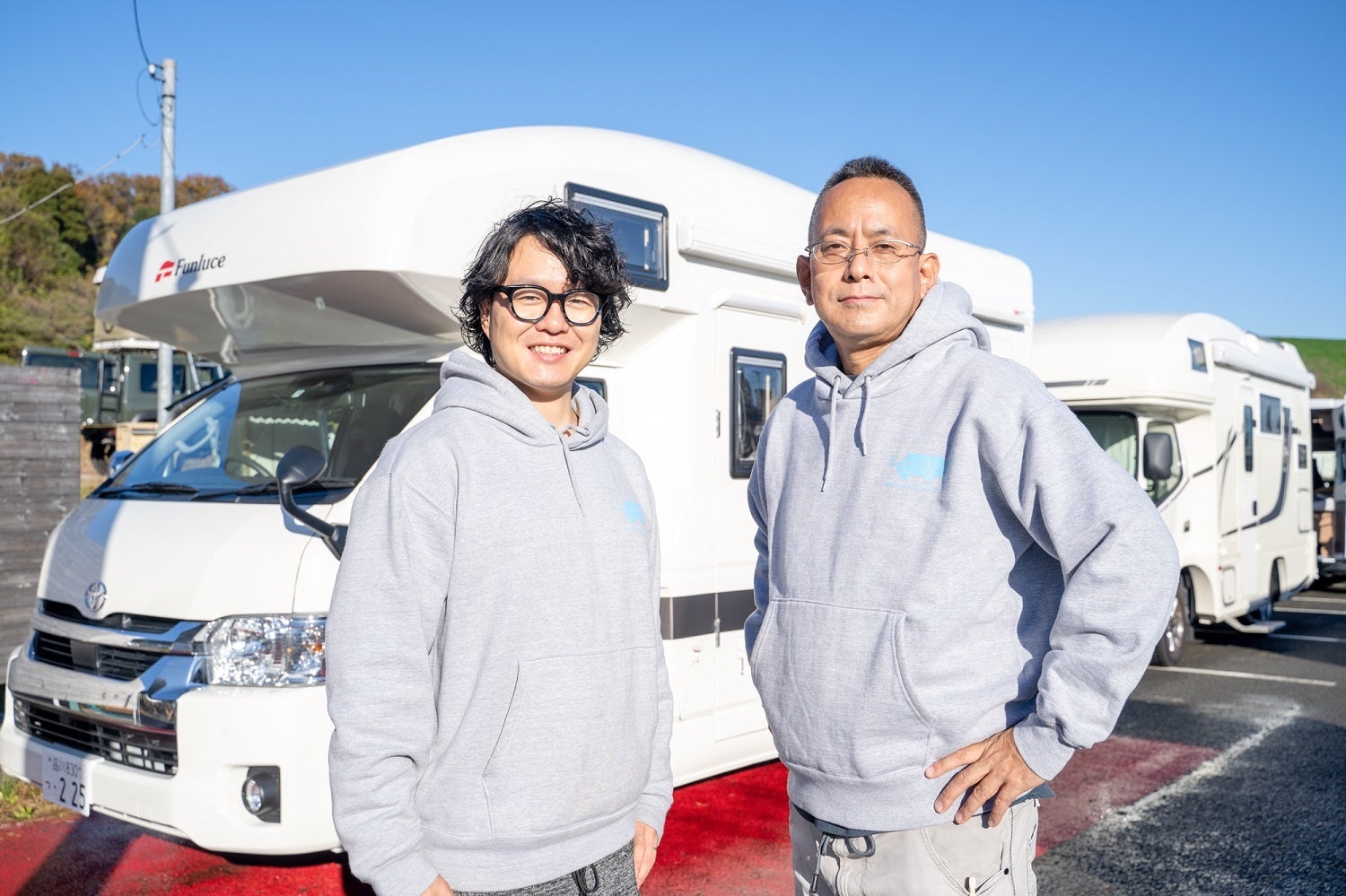 代表取締役 宮下晃樹（左）と、取締役 野瀬勇一郎