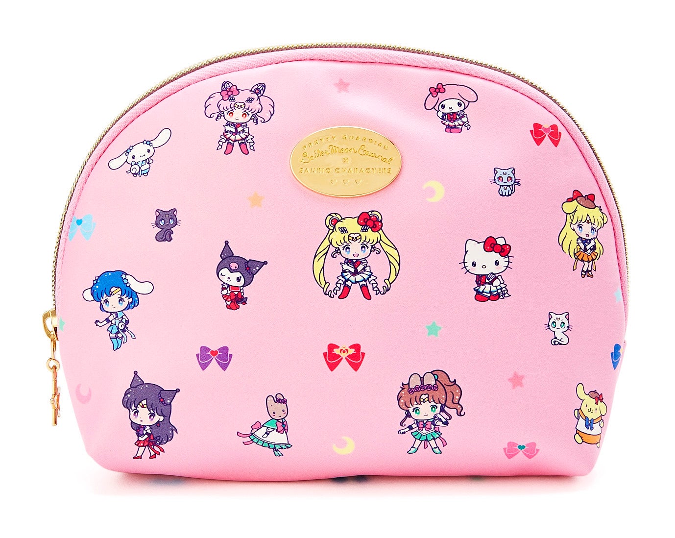 お揃いのコスチュームにみんなでメイクアップ！ 劇場版「美少女戦士