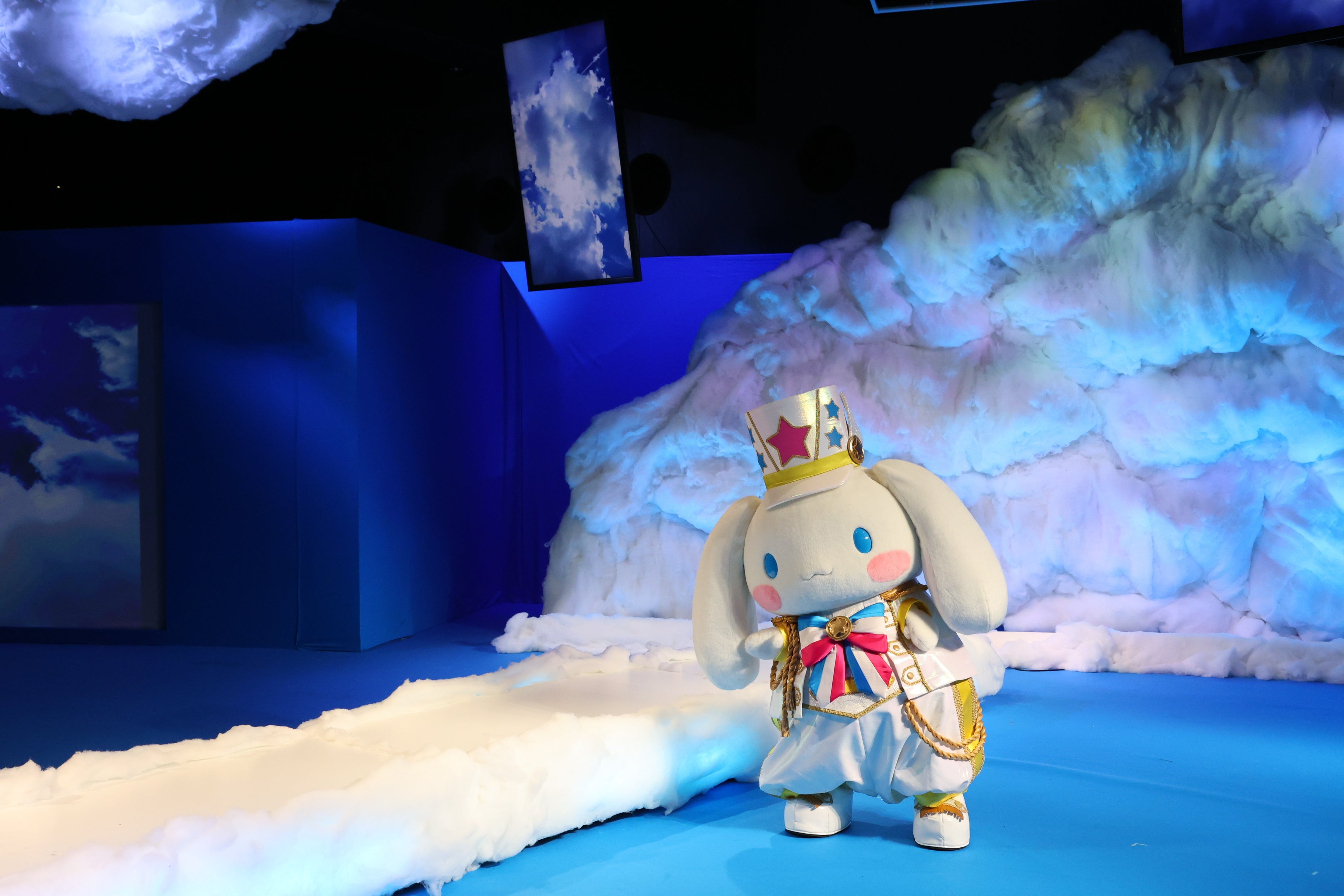 シナモンロール　シフォン　20アニバーサリー Cinnamoroll 20th Anniversary Special Site