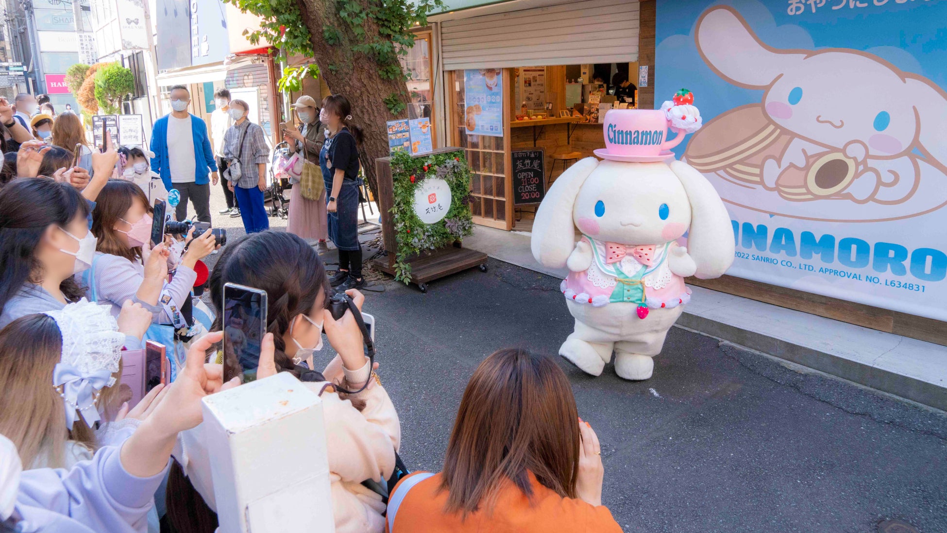 「好きを着る。ファッションウィーク」に際し、原宿竹下通り内でもコラボ実施中