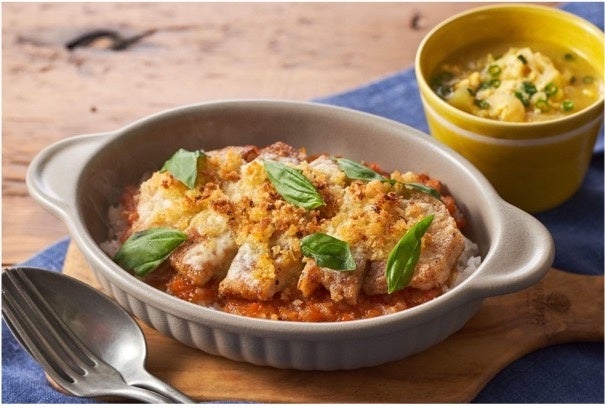 栗原心平監修「豚スパイシートマトドリア」