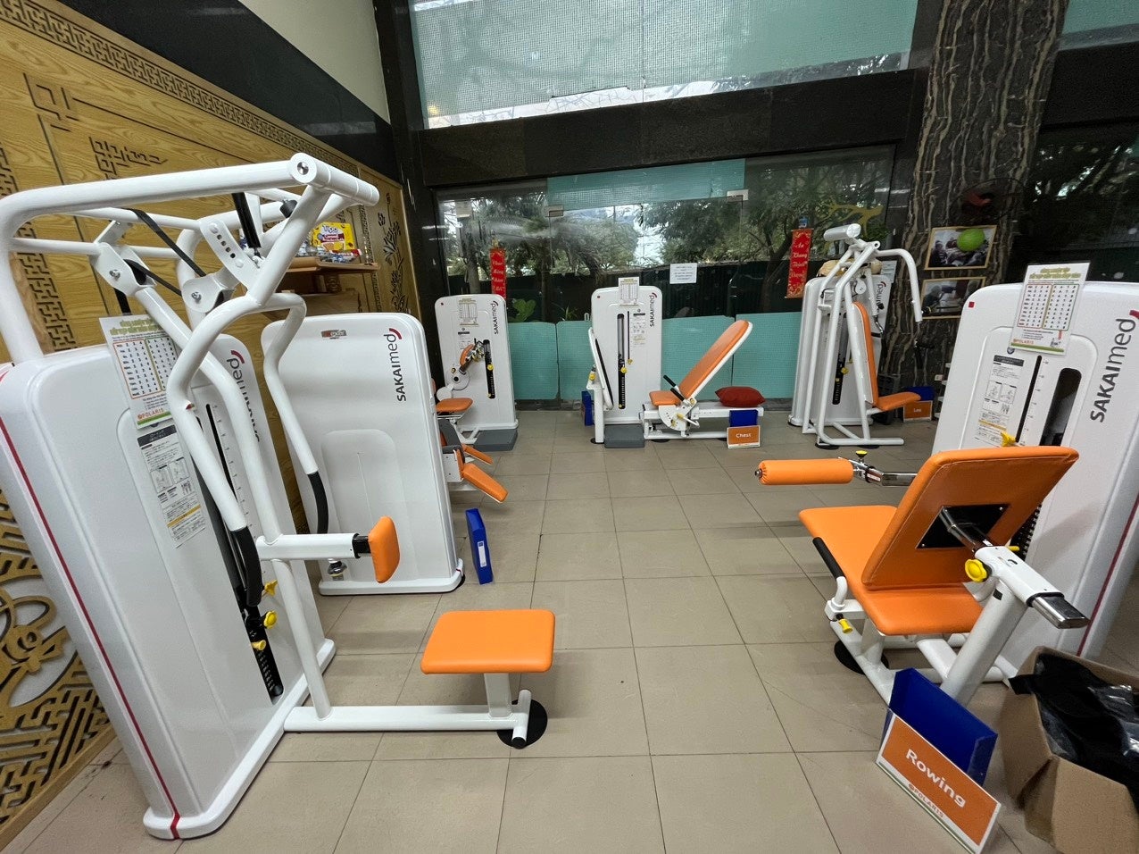 専用リハビリマシンを設置した