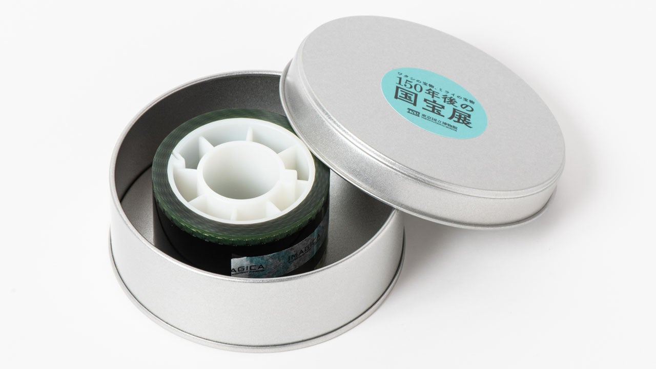 フィルムの特性を活かし、絵巻物を収録したフィルムロール