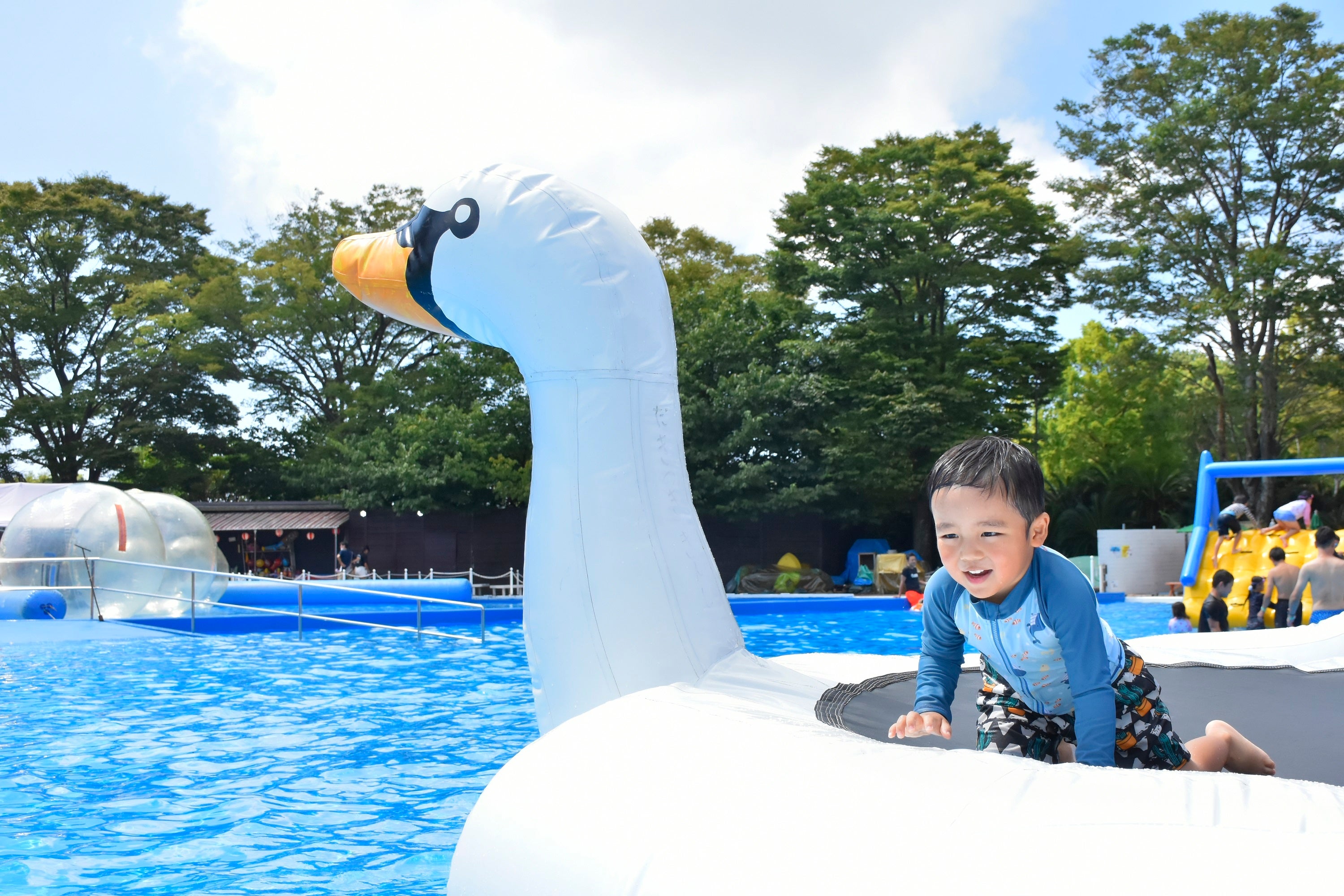 楽しいフロートがたくさん