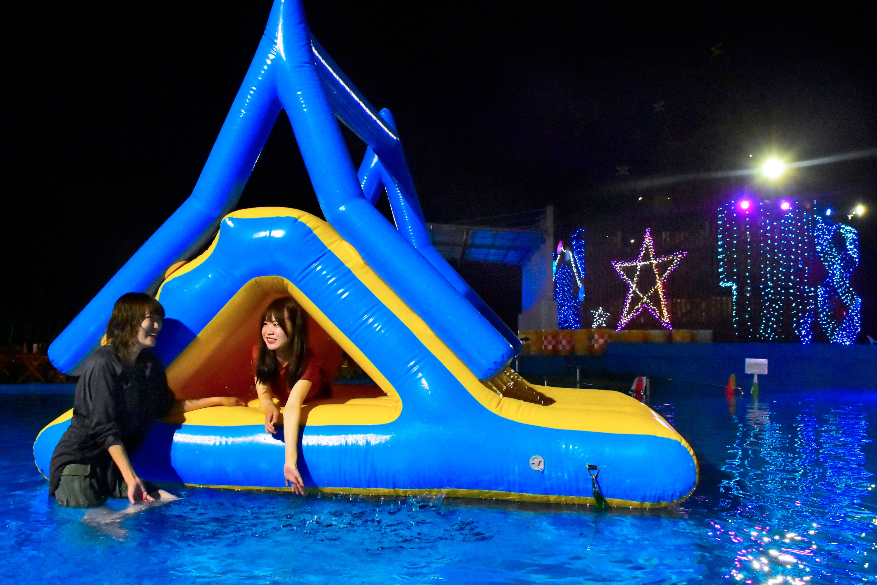 「ナイトぷるぷる」はラグジュアリーな空間