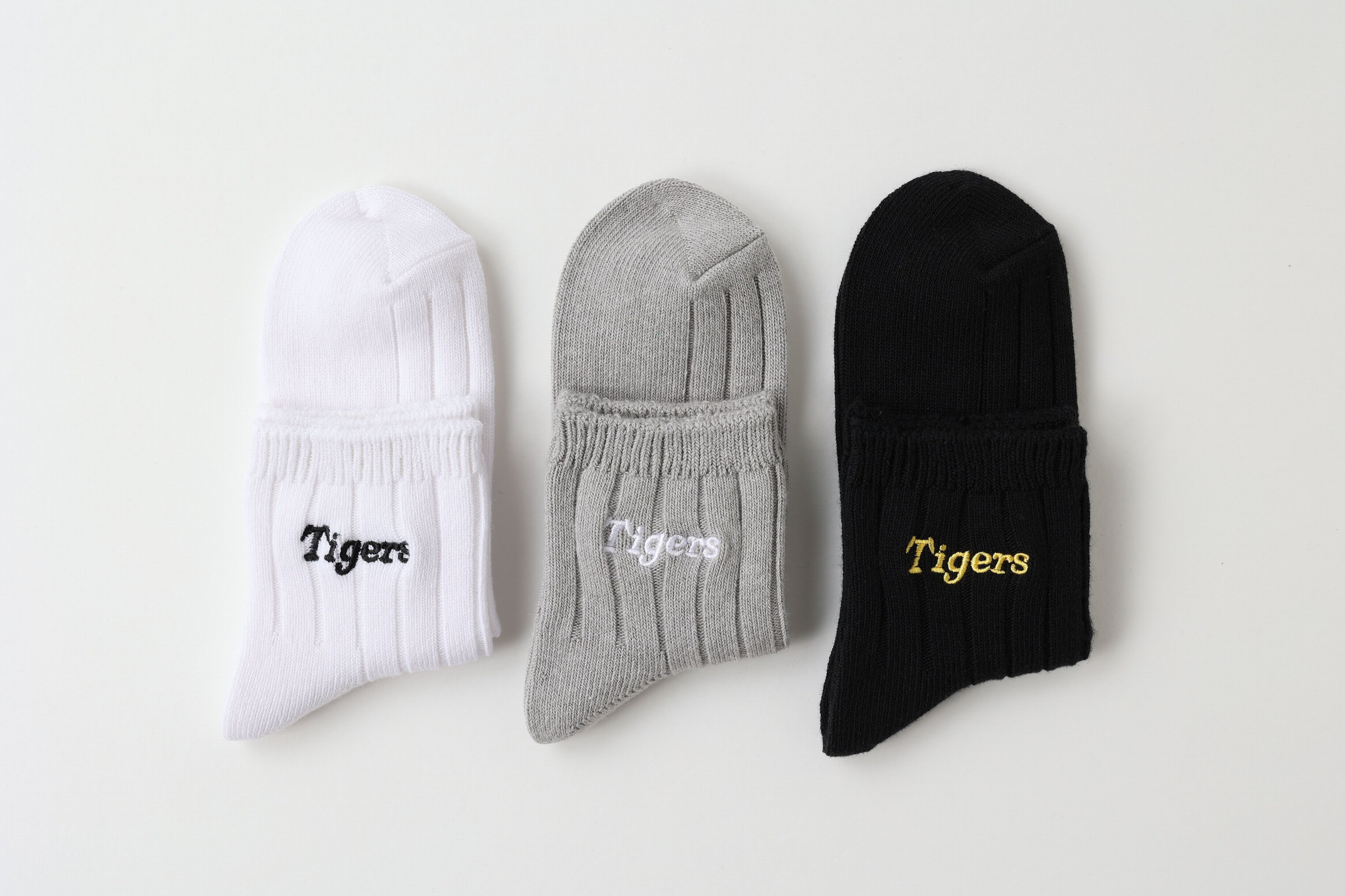 ①Tigers刺繡　22.5～24.5cm