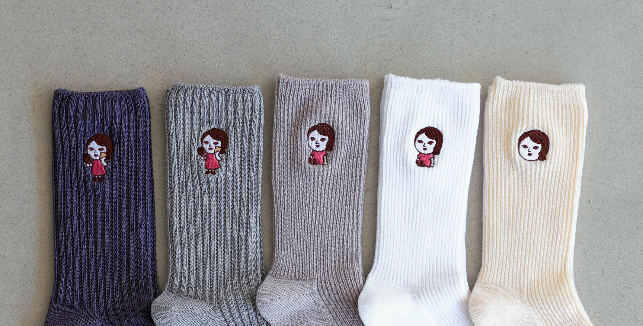 帰ってきた あぶない刑事」のシルエットロゴ刺繍サービス、対象店舗34