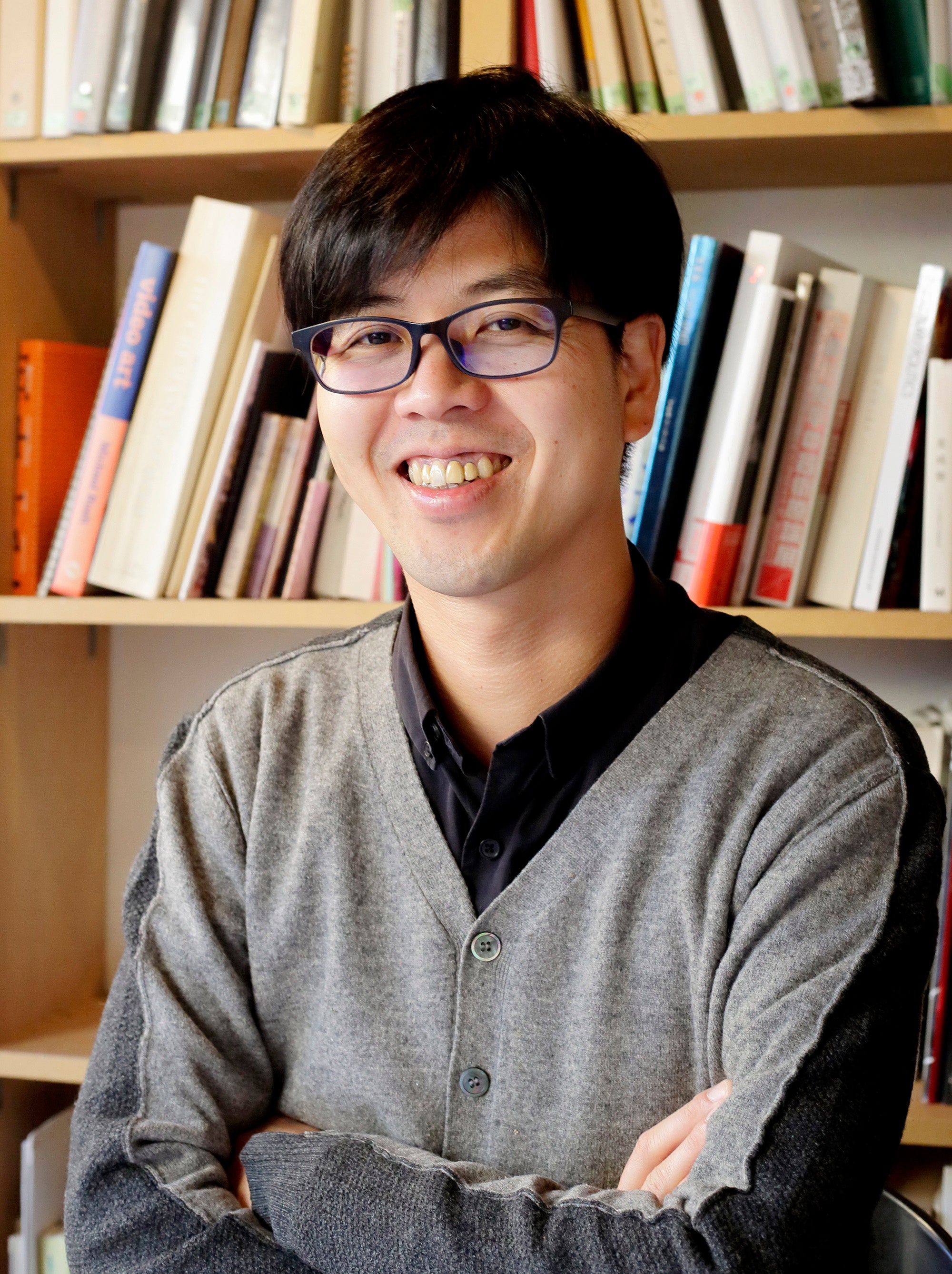 ディレクター／キュレーション：小川希（Art Center Ongoing代表）