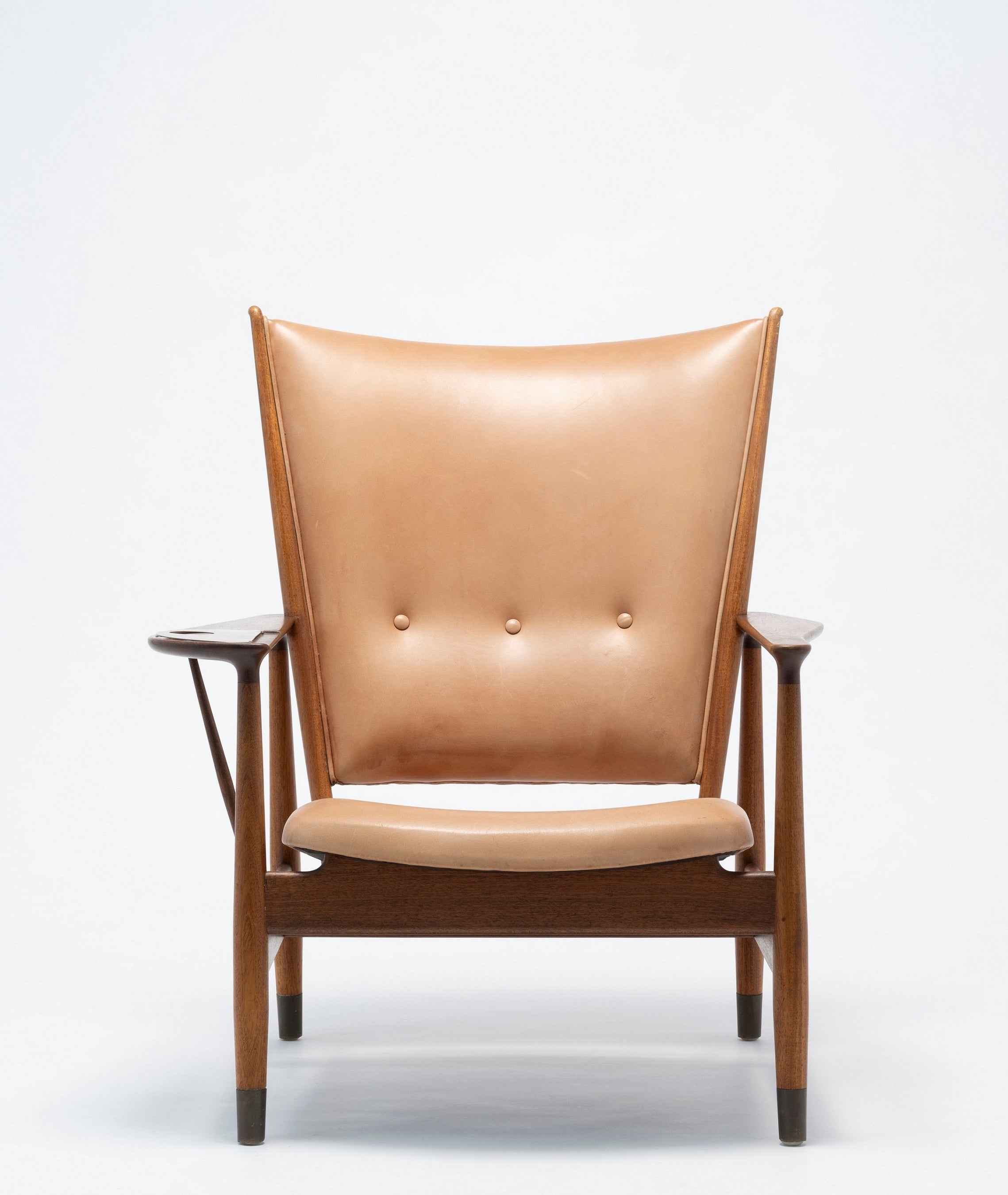 フィン・ユール《イージーチェア プロトタイプ》1948年デザイン　織田コレクション　撮影：大塚友記憲