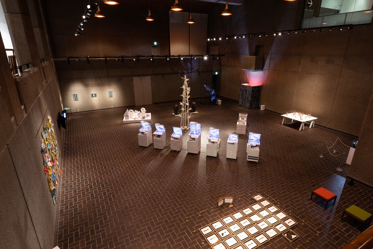 都美セレクション グループ展 2021「体感A4展」会場風景　 撮影：山中慎太郎（Qsyum!）