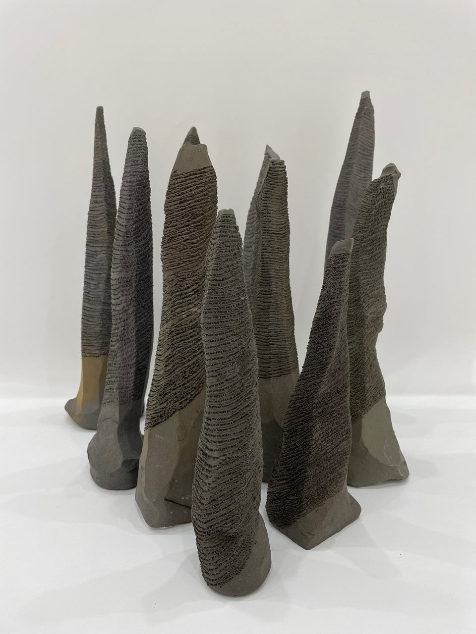 吉川秀昭《目・目・鼻・口 》2017-2018年　やまなみ工房蔵　画像提供：やまなみ工房