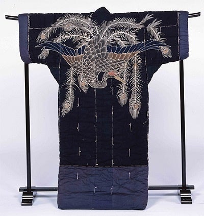 夜着　孔雀模様　明治時代　東京都江戸東京博物館蔵