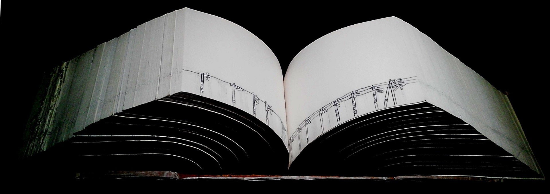 磯野貴之《でんちゅうでんせん》2012-2013年　作家蔵　撮影・提供：特定非営利活動法人障害者アート支援工房COCOPELLI