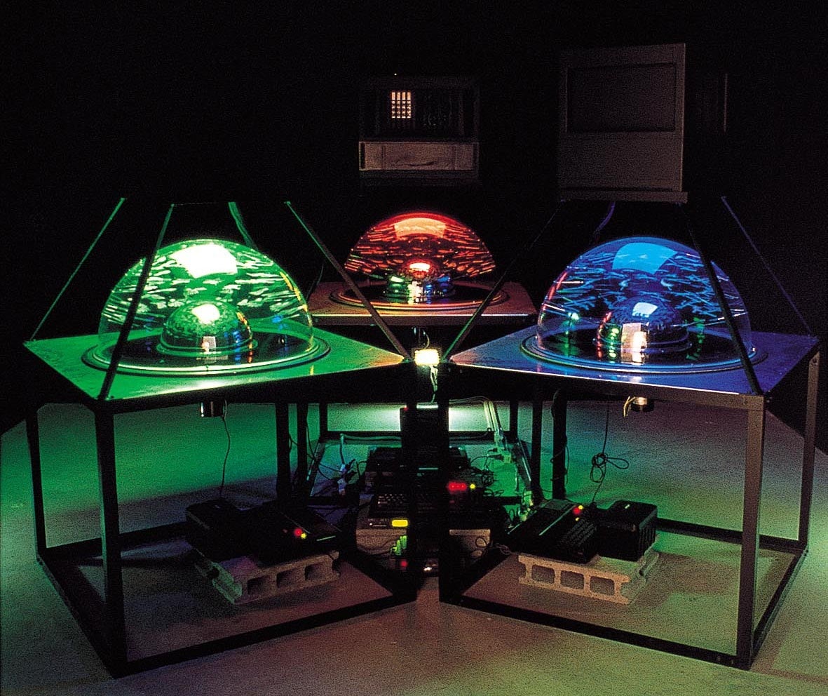 岩井俊雄 「時間層Ⅲ」(1989)