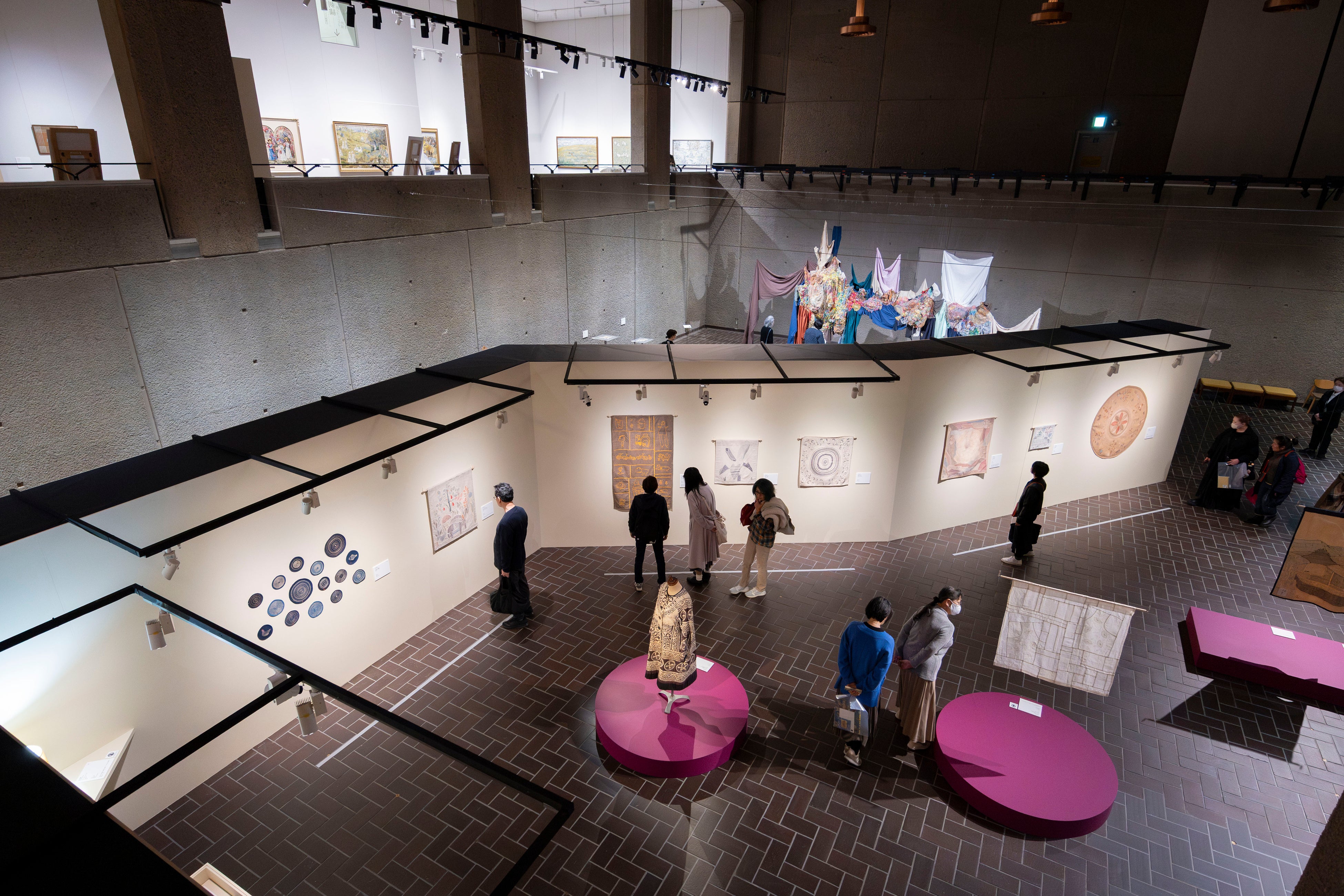 上野アーティストプロジェクト2025「刺繍―針がすくいだす世界」