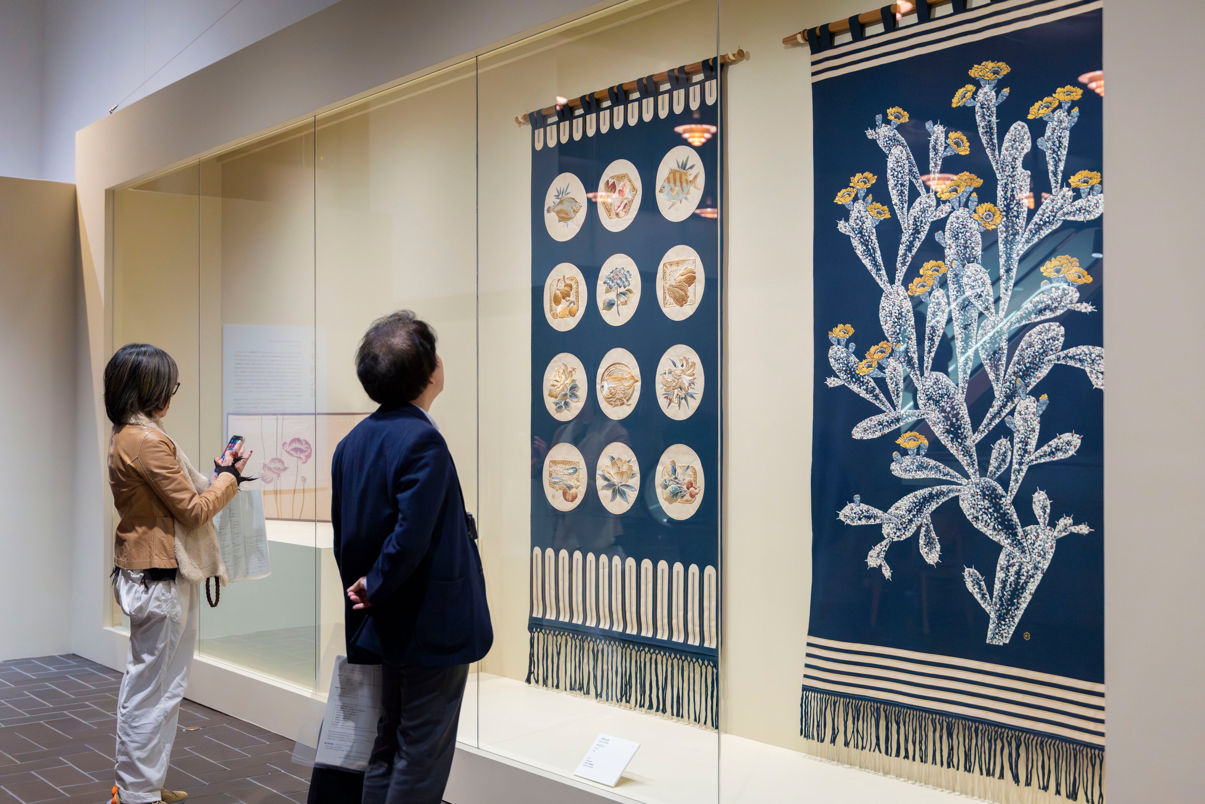 刺繍 画 上野アーティストプロジェクト2025「刺繍―針がすくいだす世界」11月18