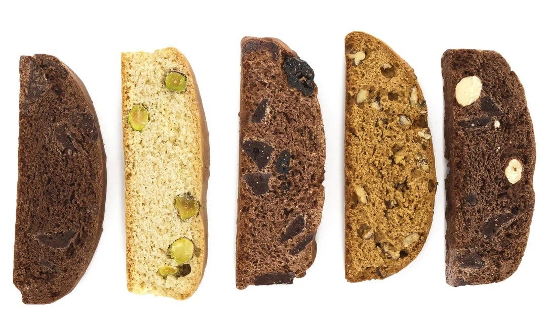 写真左から：チョコレート、ベイクド ピーカン、ダークチョコレート＆サワーチェリー、オレンジ、ピスタチオ＆カルダモン、シナモン、アーモンド＆ココア