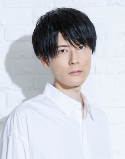 内山昂輝（うちやま・こうき）