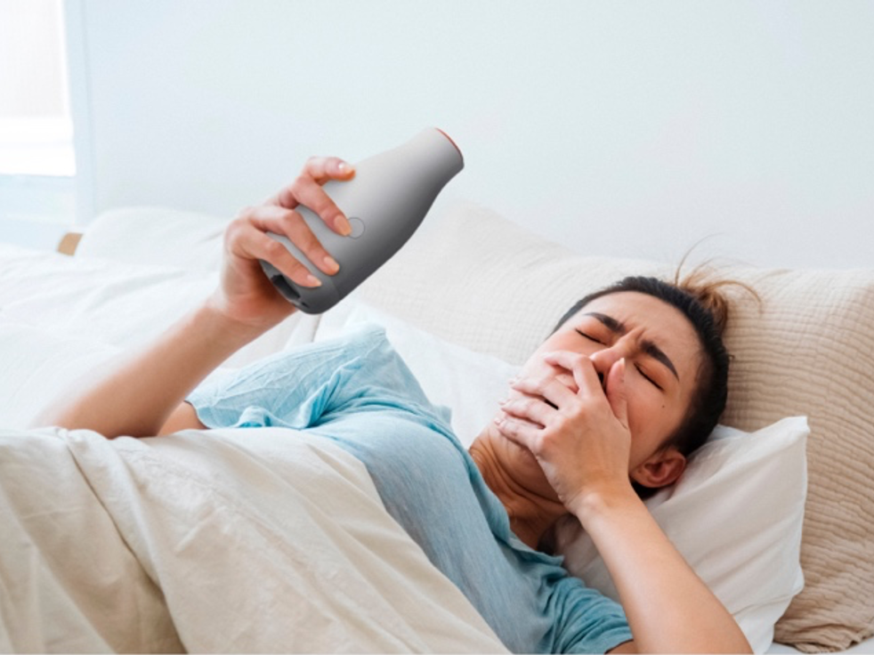 超清涼・刺激アロマを睡魔にショット！目覚ましデバイス：AromaSHOT 美品 38407-17-