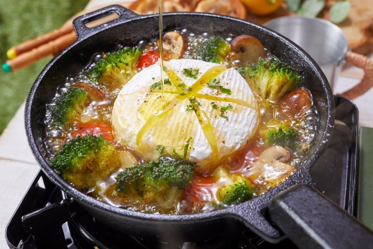 カマンベールアヒージョ