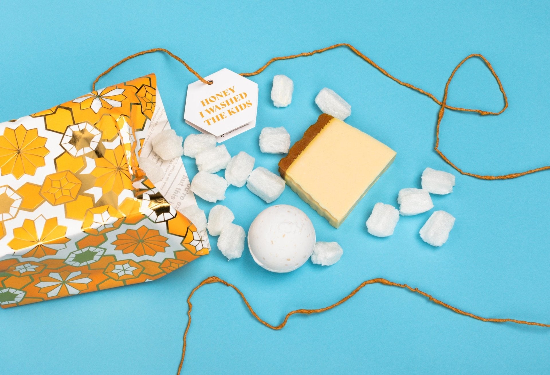 LUSH『みつばちマーチ ギフト』※画像はイメージです。プレゼントは『みつばちマーチ』単体となります