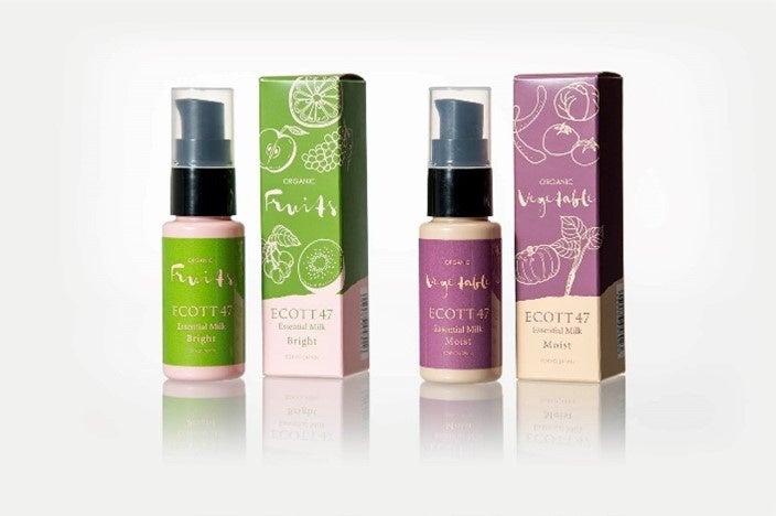 （左）エコット エッセンシャルミルク FR　　（右）エコット エッセンシャルミルク VE