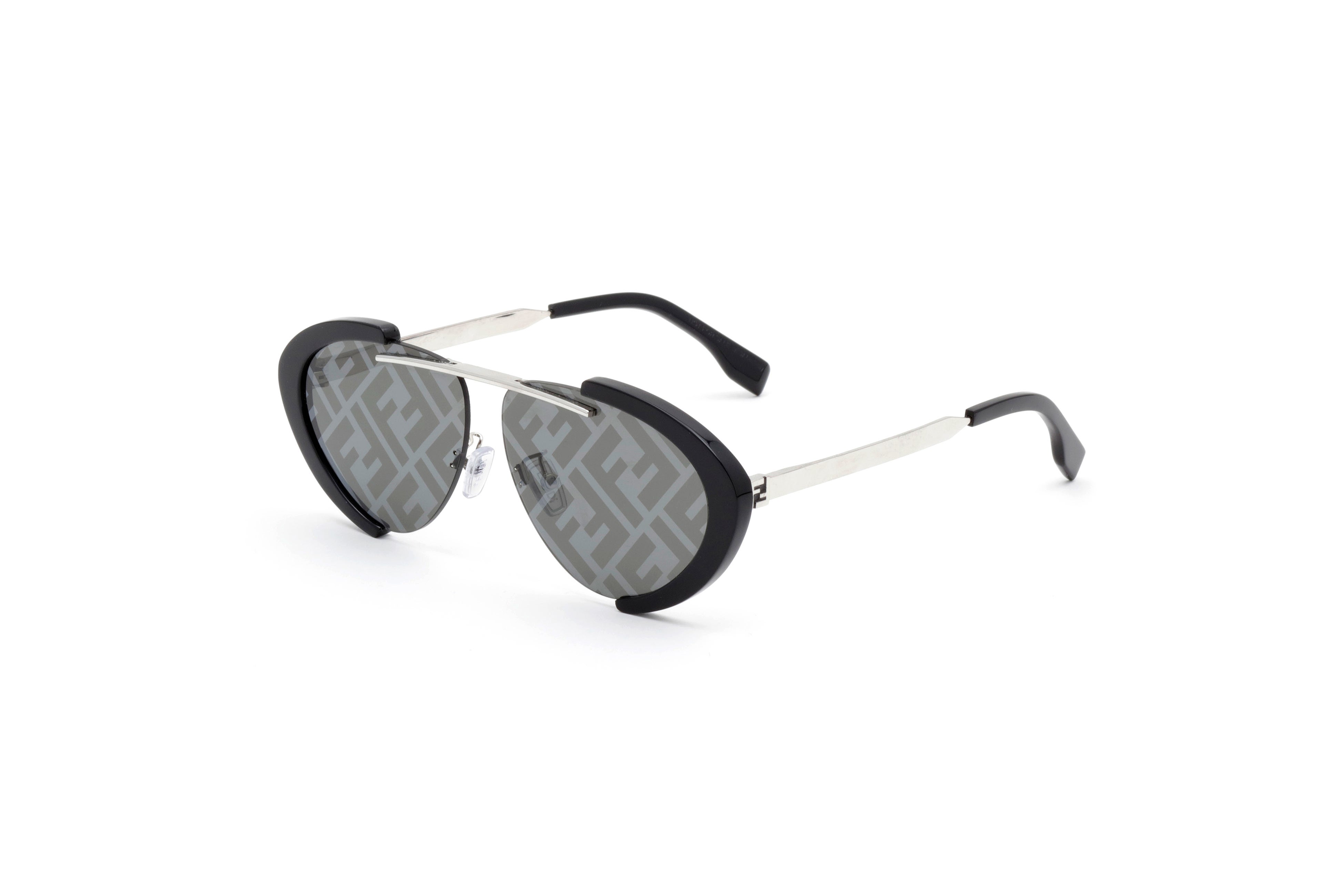 フェンディランド56,100円