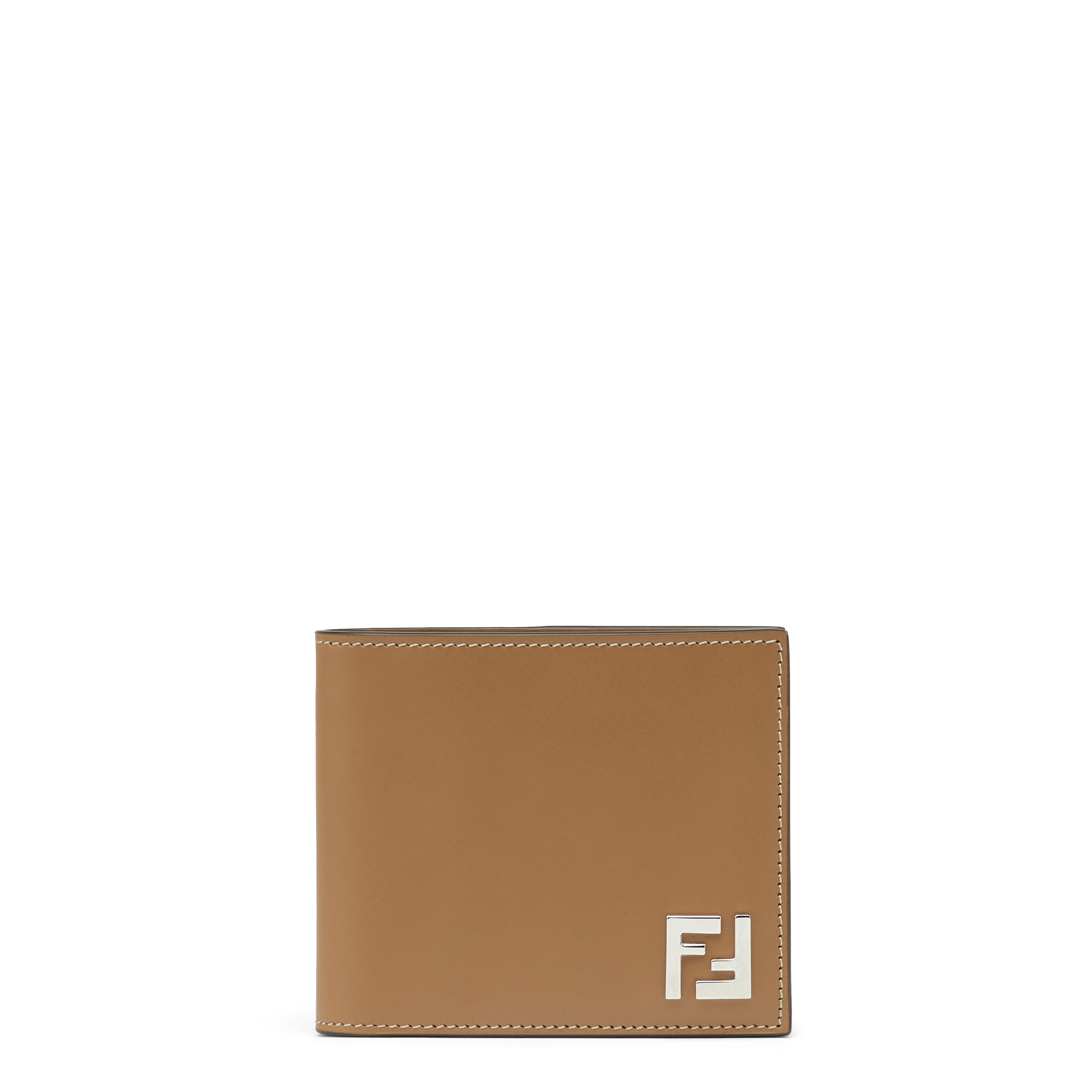 「FF スクエア」二つ折りウォレット¥61,600（レザー製 H9.5 W11 D1.5cm）