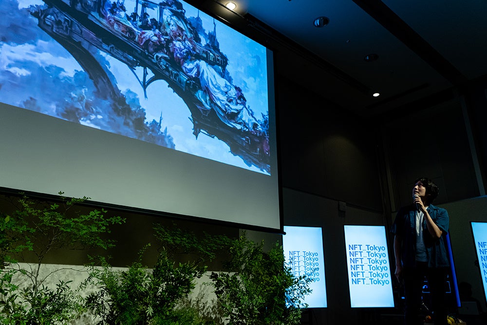 DEEP ART作品を紹介する窪田