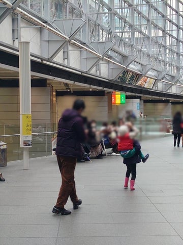 ソニーストア銀座で無料カメラ講座開催中!街撮り体験やフォトコンテストも。参加者多世代で作品共有も! ソニーストア銀座で無料カメラ講座開催中!街撮り体験やフォトコンテストも。参加者多世代で作品共有も!