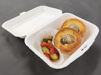 東京産シイタケとポロネーゼのキッシュ