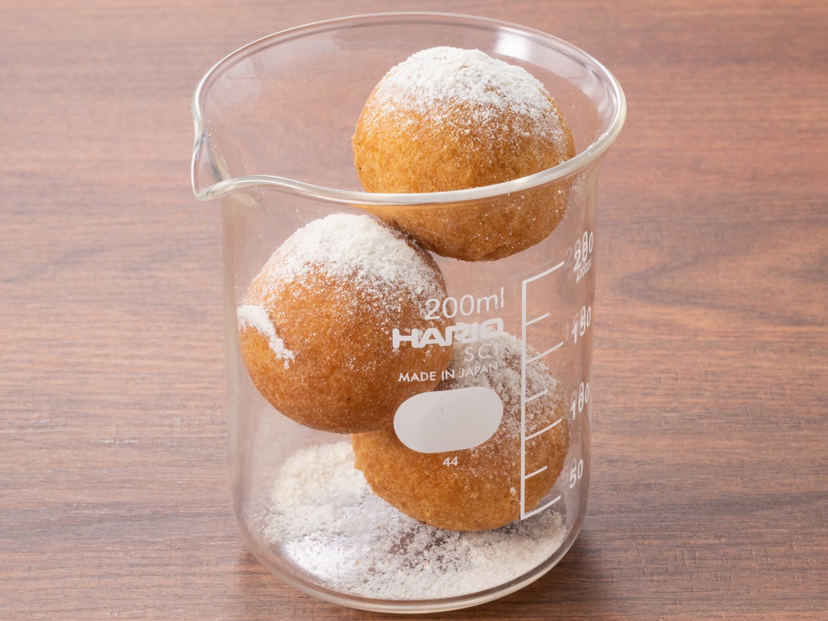 ビーカーチーズボール