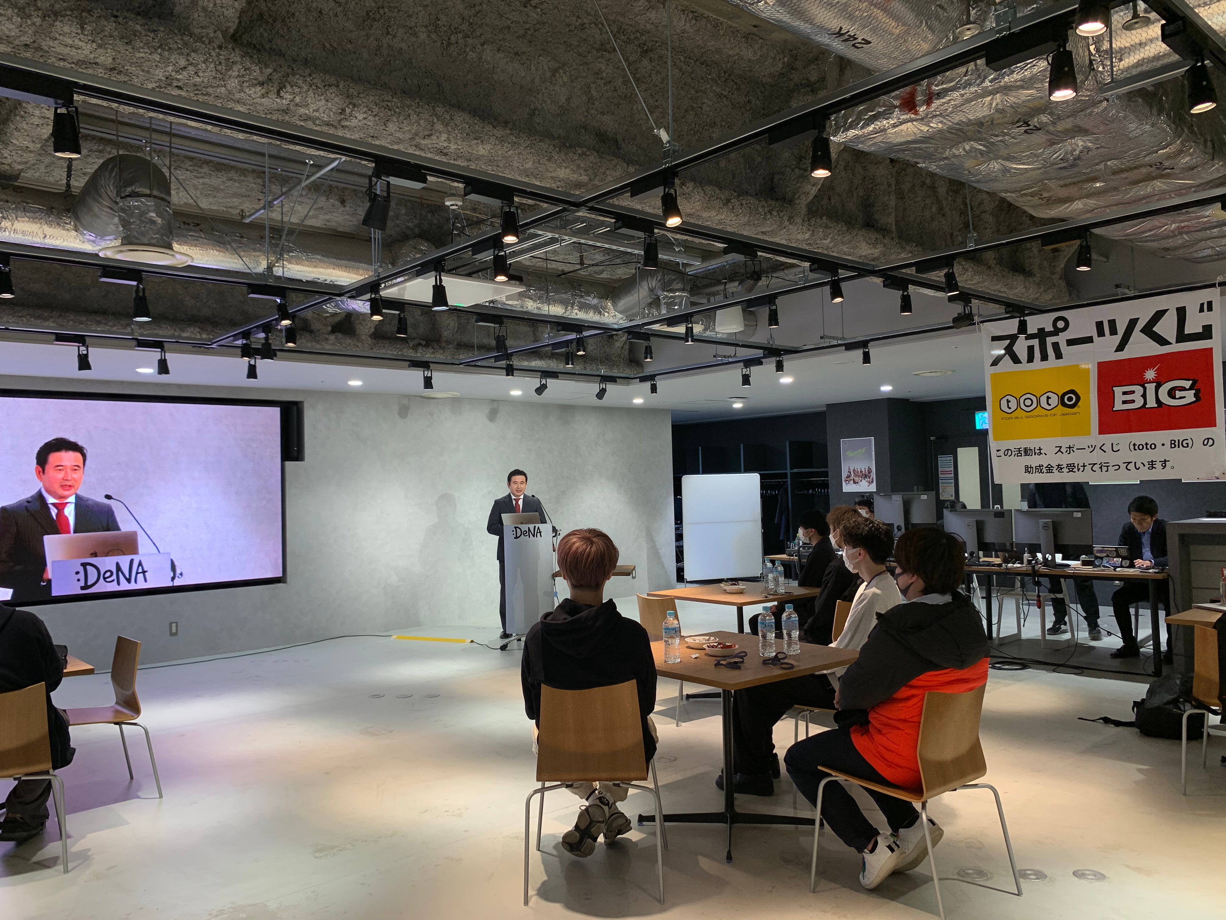 JeSU競技委員会委員長である鈴木理事から日本代表内定選手に向けて、激励の言葉を送りました。