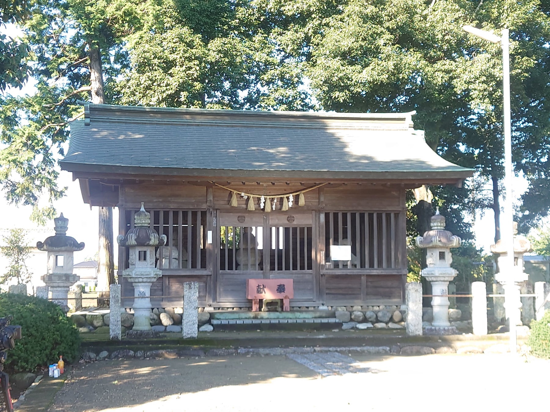 畠山重忠墓(埼玉県指定遺跡)