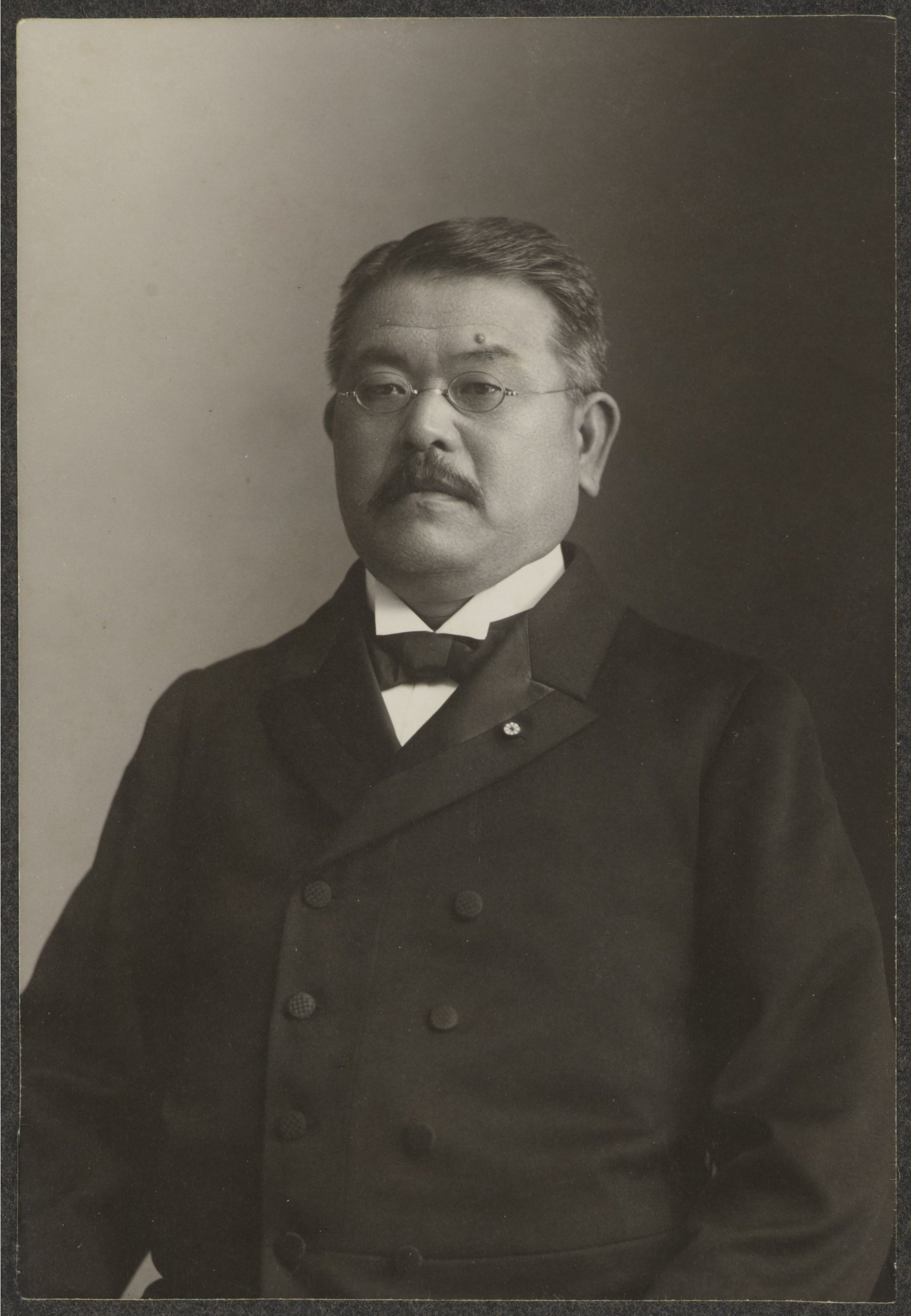 北里柴三郎肖像（学校法人北里研究所 北里柴三郎記念室所蔵）