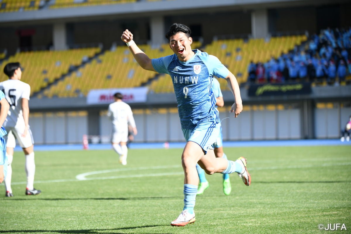 先制点を決め、新潟医療福祉大学を創部以来初のインカレ決勝に導いた田中翔太。