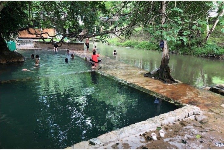 ヒンダート温泉