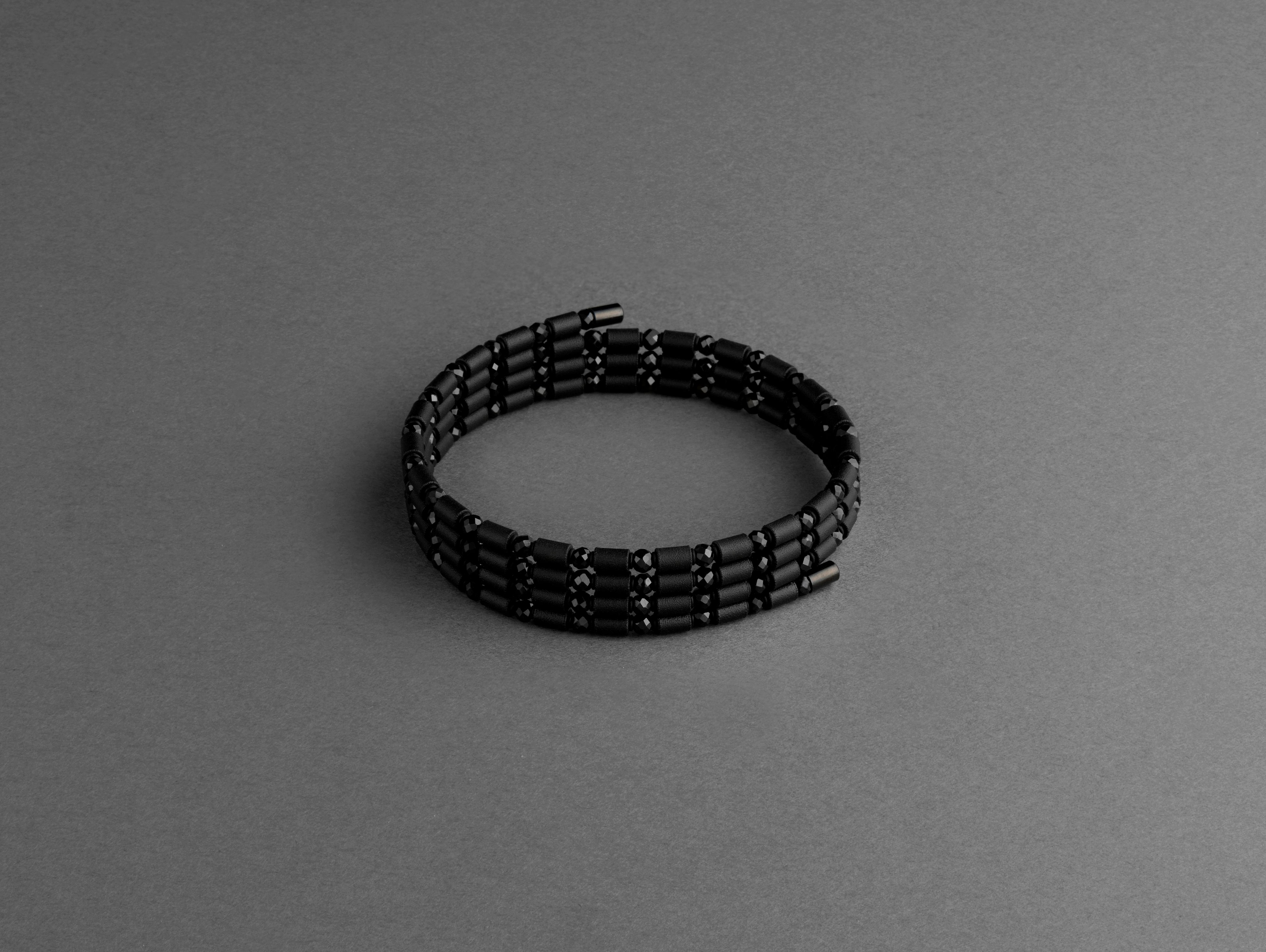 コアフォースループ ブラックスピネル